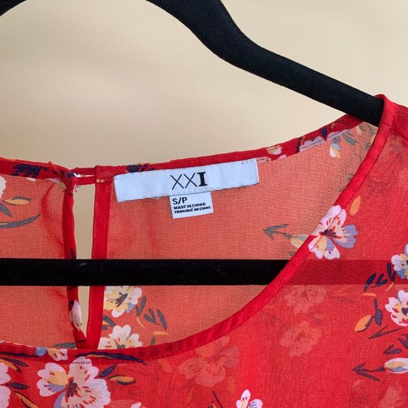 Forever 21 Short Sleeved Blouse - Picture 2 of 3